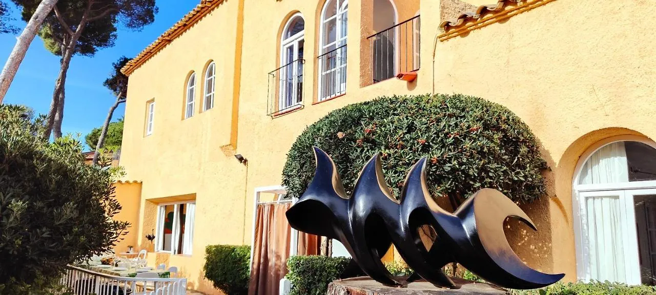 Casa Con Jardin A 30 Metros De La Playa. At. Villa Palamós Vakantiehuis